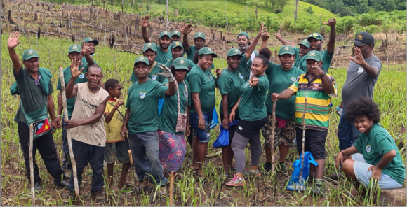 Some_of_the_staff_who_planted_the_Somare_compartment_cropped